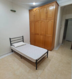 Terrace house Room For Rent